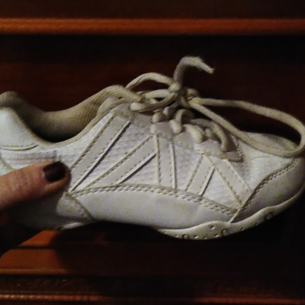 Cheer shoes size 11.5